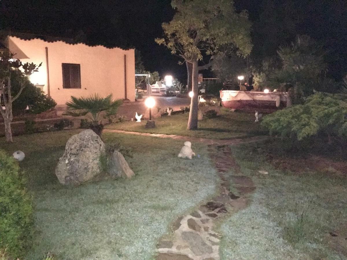 Casa Vacanze La Guzzetta Ranch Villa Canaglia Luaran gambar