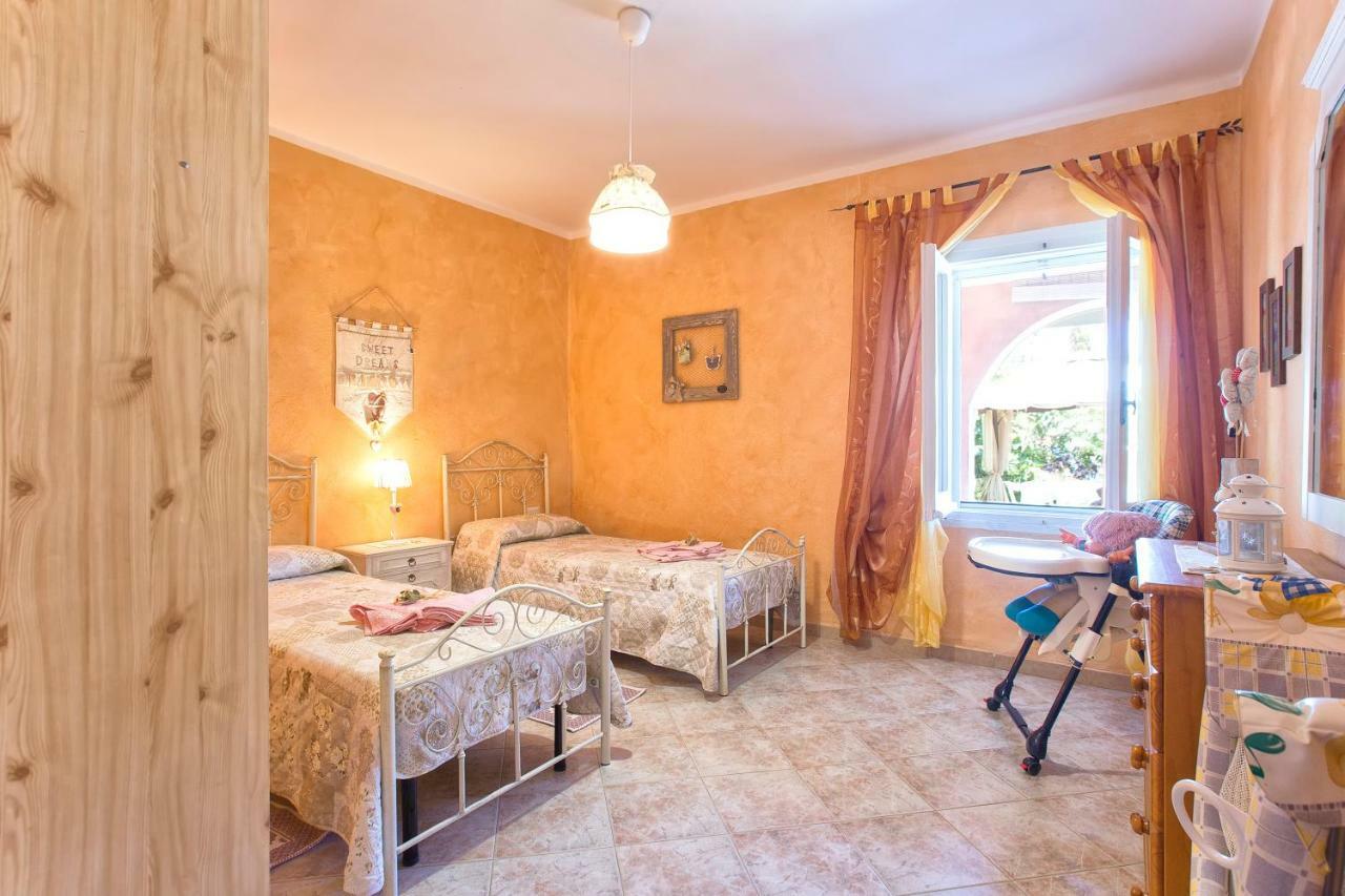 Casa Vacanze La Guzzetta Ranch Villa Canaglia Luaran gambar