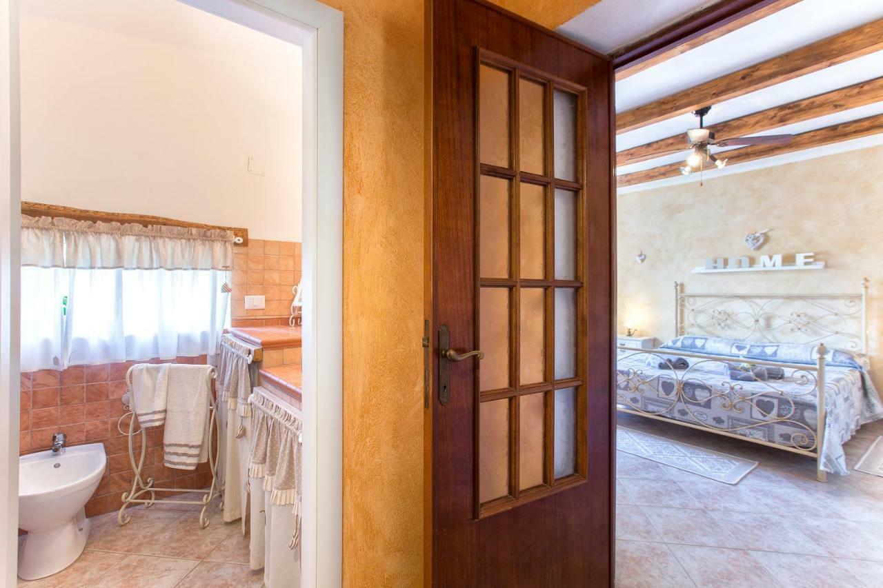 Casa Vacanze La Guzzetta Ranch Villa Canaglia Luaran gambar