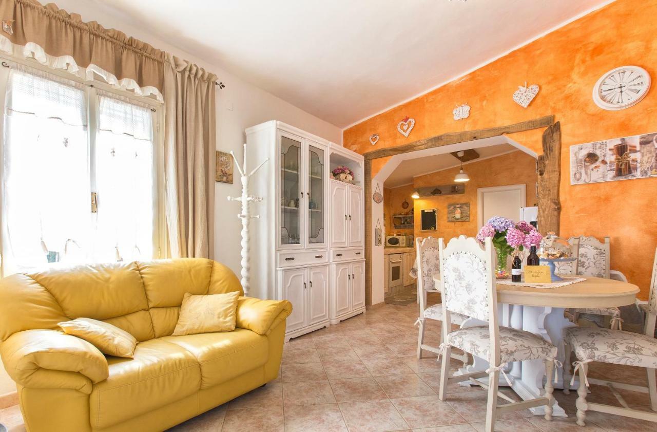 Casa Vacanze La Guzzetta Ranch Villa Canaglia Luaran gambar